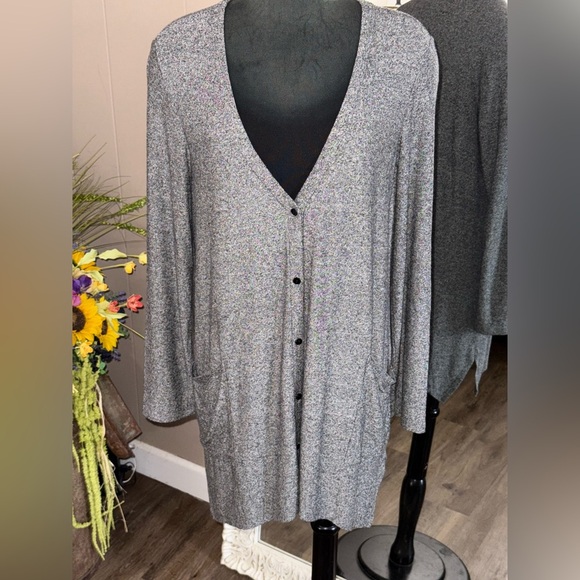 J. Jill • Wearever Button Front Long Cardigan - Picture 9 of 10